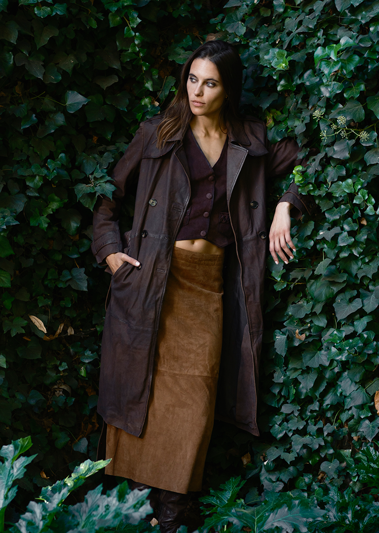 Trench largo de cuero Nobuck color Café