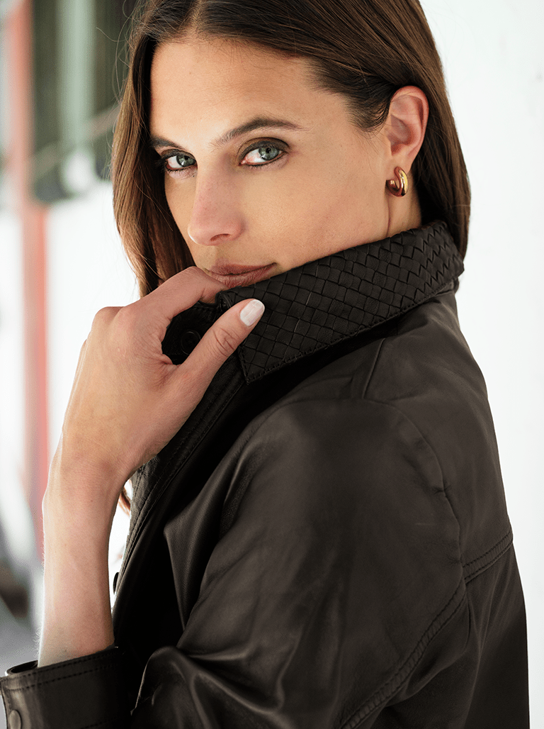 Chaqueta Mañio Cuero trenzado Color Chocolate - Bor spa